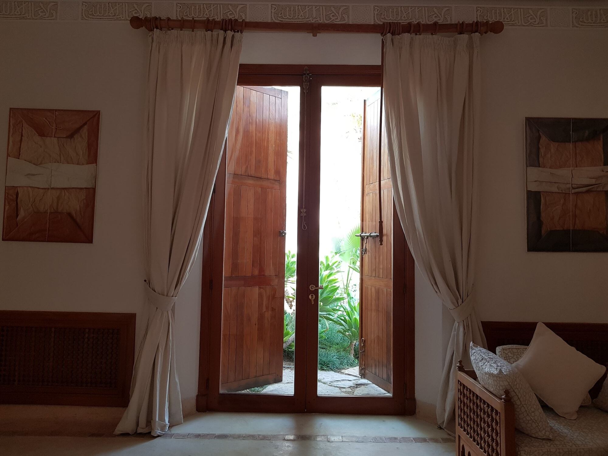 Palais Claudio Bravo Hotel Taroudant Exterior photo